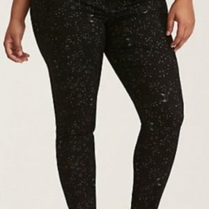 Torrid Skinny jegging jeans